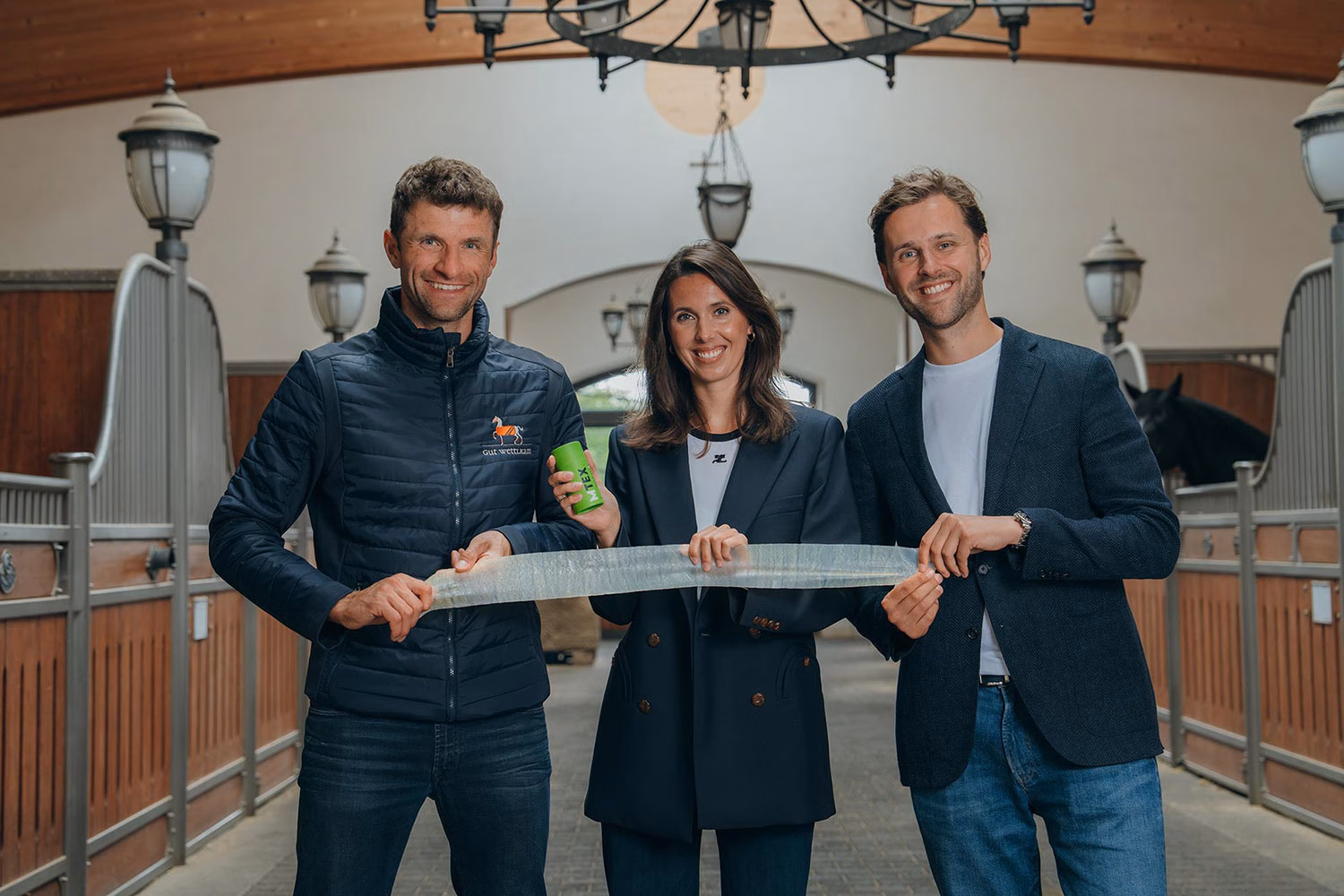 Möllering gründet gemeinsam mit Thomas Müller die Firma MxZWEI.